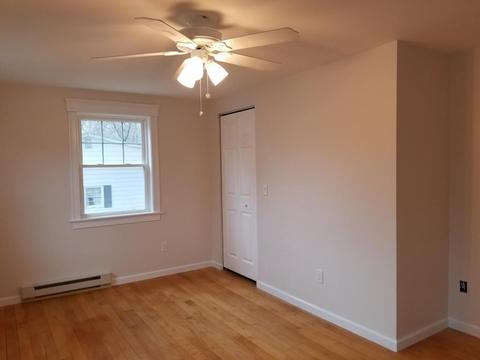 5 Stanley St, Easthampton, MA 01027 photo 7