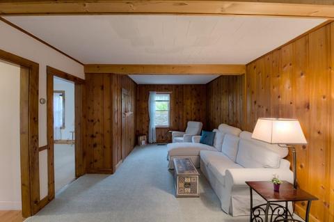 33 Eddy St, Ware, MA 01082 photo 5