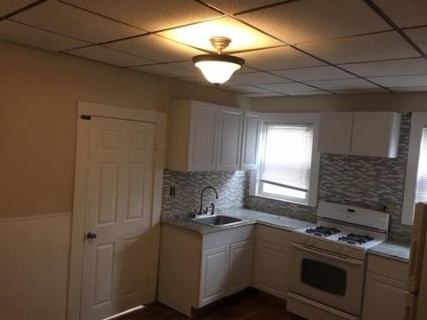 16 Elm St, Everett, MA 02149 photo 2