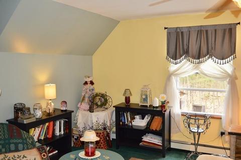73 Cobb Rd, Athol, MA 01331 photo 9