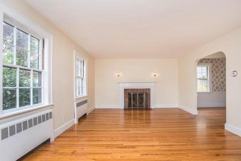 18 Robert Rd, Marblehead, MA 01945 photo 3