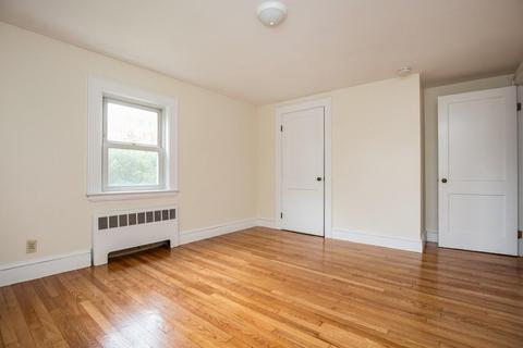 18 Robert Rd, Marblehead, MA 01945 photo 10