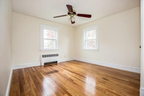 18 Robert Rd, Marblehead, MA 01945 photo 11