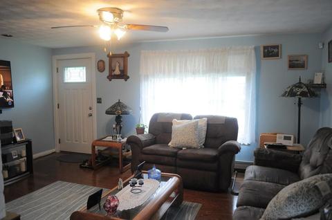 34 Mcdevitt Rd, Randolph, MA 02368 photo 4