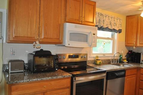 34 Mcdevitt Rd, Randolph, MA 02368 photo 7