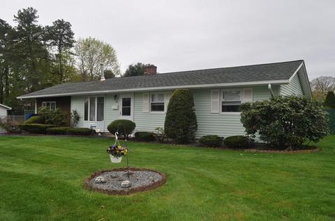 34 Mcdevitt Rd, Randolph, MA 02368 photo 1