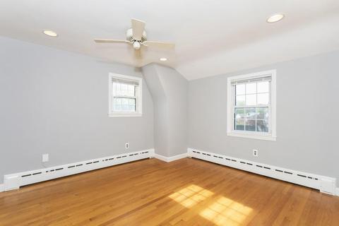 20 Melbourne Ave, Reading, MA 01867 photo 14