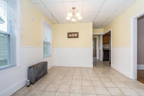 76 School St, Dracut, MA 01826 photo 7