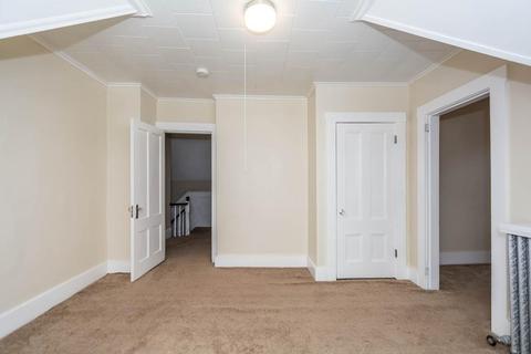 76 School St, Dracut, MA 01826 photo 16