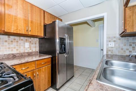 76 School St, Dracut, MA 01826 photo 10