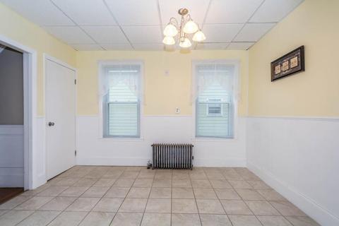 76 School St, Dracut, MA 01826 photo 8