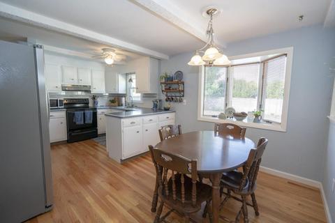 14 Rachael St, Springfield, MA 01129 photo 9