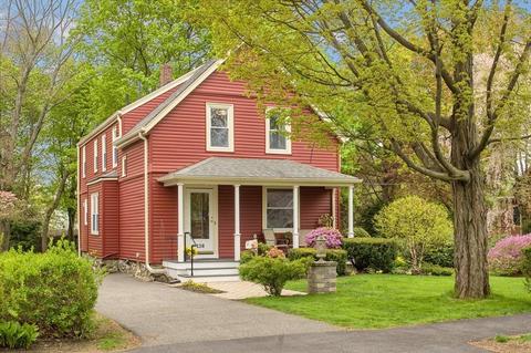 126 Oak St, Reading, MA 01867 photo 1