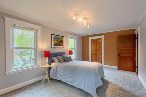 126 Oak St, Reading, MA 01867 photo 16