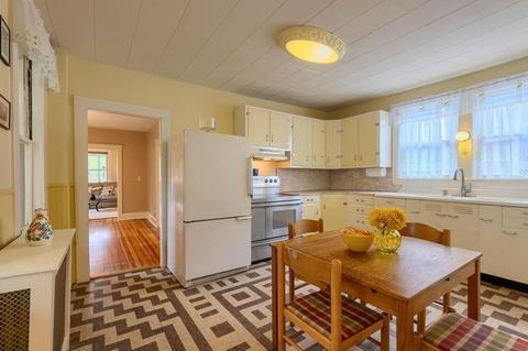 126 Oak St, Reading, MA 01867 photo 11