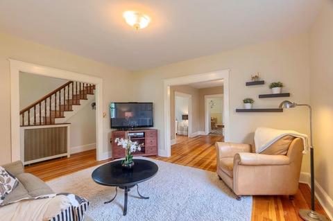 126 Oak St, Reading, MA 01867 photo 6