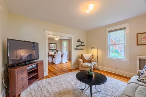 126 Oak St, Reading, MA 01867 photo 5