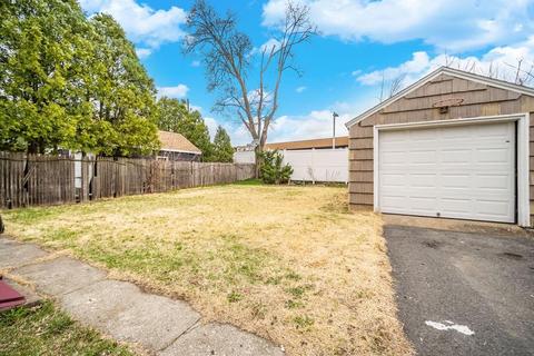 19 Lucerne Rd, Springfield, MA 01119 photo 23