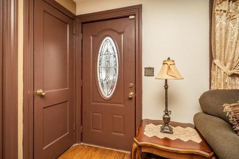 19 Lucerne Rd, Springfield, MA 01119 photo 7