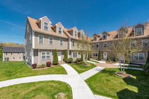 39 Gatsby Dr #E, Raynham, MA 02767 photo 1