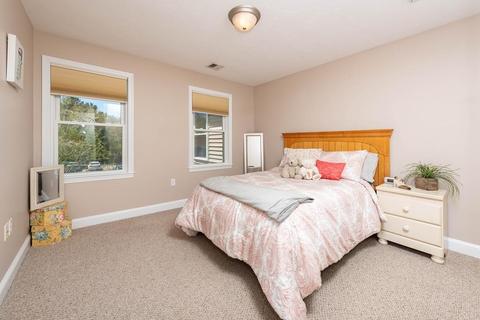 39 Gatsby Dr #E, Raynham, MA 02767 photo 16