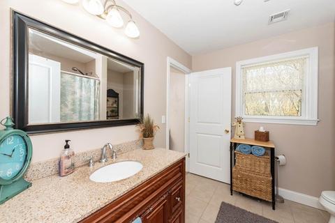 39 Gatsby Dr #E, Raynham, MA 02767 photo 15
