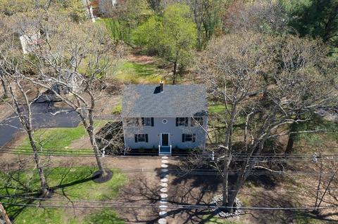 76 River St, Middleton, MA 01949 photo 2