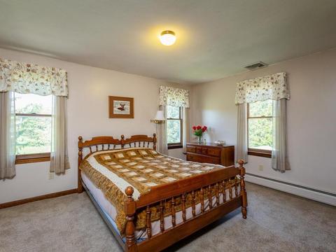 377 Wethersfield St, Rowley, MA 01969 photo 7