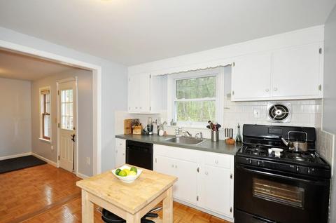 135 School St, Acton, MA 01720 photo 9