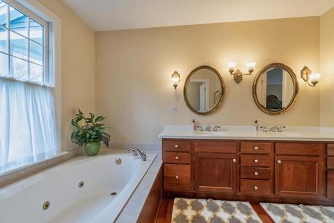 143 Pine St, Dover, MA 02030 photo 12