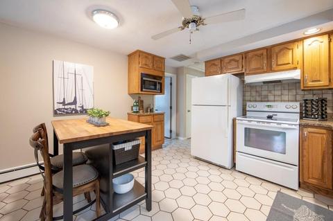 14 B St, Reading, MA 01867 photo 13