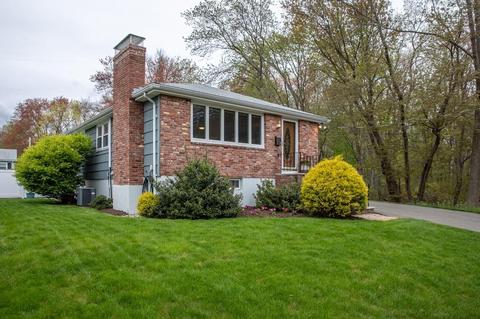 14 B St, Reading, MA 01867 photo 1