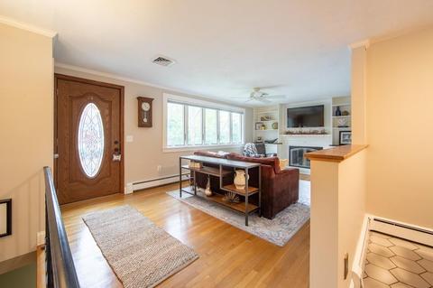14 B St, Reading, MA 01867 photo 12