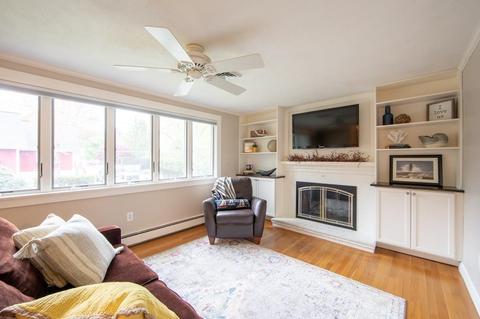 14 B St, Reading, MA 01867 photo 10
