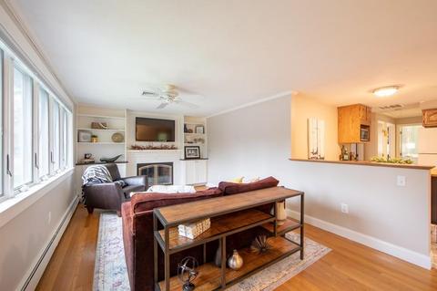 14 B St, Reading, MA 01867 photo 11