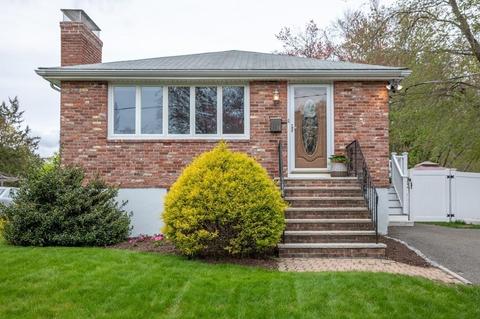 14 B St, Reading, MA 01867 photo 23
