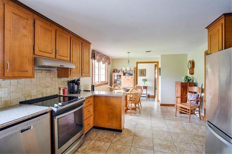 14 Mount Carmel Rd, Danvers, MA 01923 photo 5