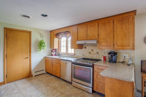 14 Mount Carmel Rd, Danvers, MA 01923 photo 4