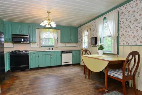 374 Stone St, Walpole, MA 02081 photo 7