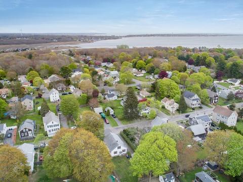 64 Pleasant, Fairhaven, MA 02719 photo 2