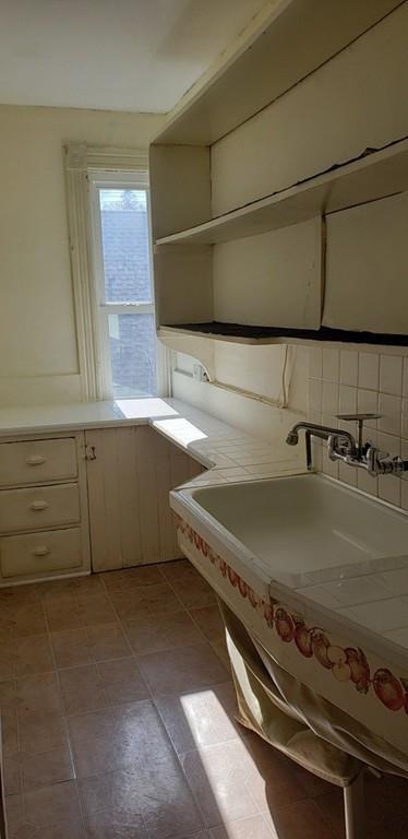 35 Whipple St, Worcester, MA 01607 photo 9