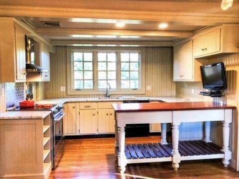 26 Macarthur, Wellesley, MA 02482 photo 3