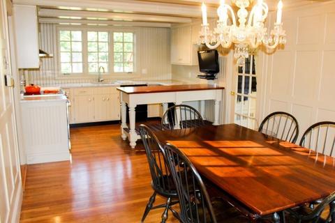 26 Macarthur, Wellesley, MA 02482 photo 4