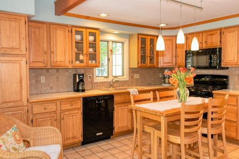 55 Summer St, Danvers, MA 01923 photo 14