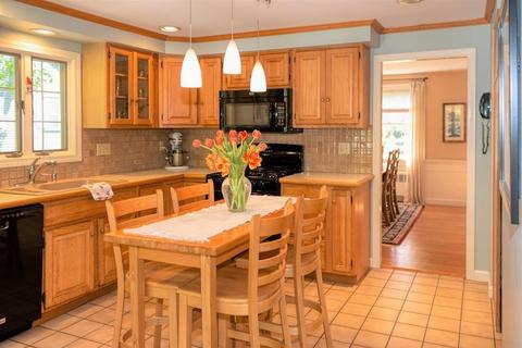 55 Summer St, Danvers, MA 01923 photo 13