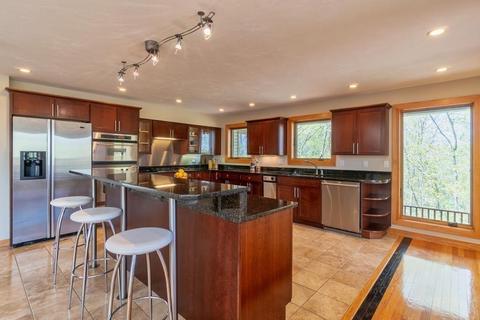35 Skyline Cir, Canton, MA 02021 photo 8