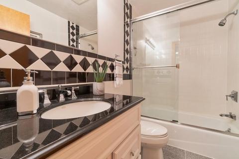 35 Skyline Cir, Canton, MA 02021 photo 23