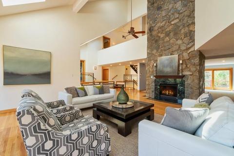 35 Skyline Cir, Canton, MA 02021 photo 5