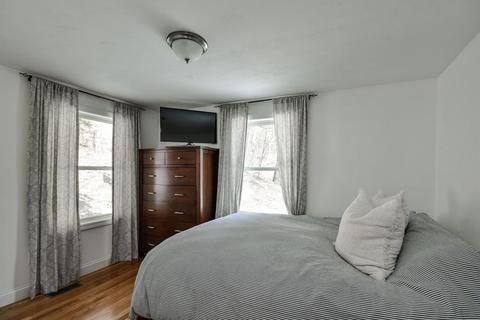 114 High St, Upton, MA 01568 photo 12