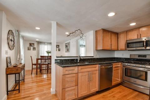 114 High St, Upton, MA 01568 photo 3